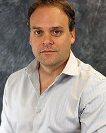 Dr. Steven Woltering