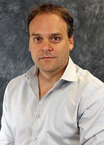 Dr. Steven Woltering